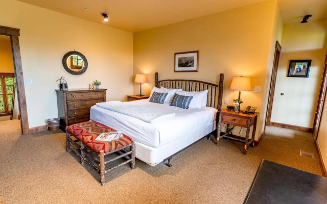 Grand View Lodge