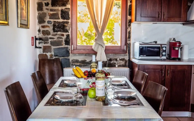 Villa Gaia With Private Pool