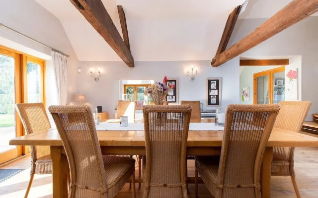 Bank Farm House Stunning House & Gardens