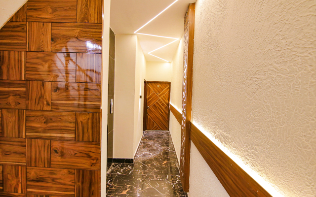 Fabhotel Palm Plaza