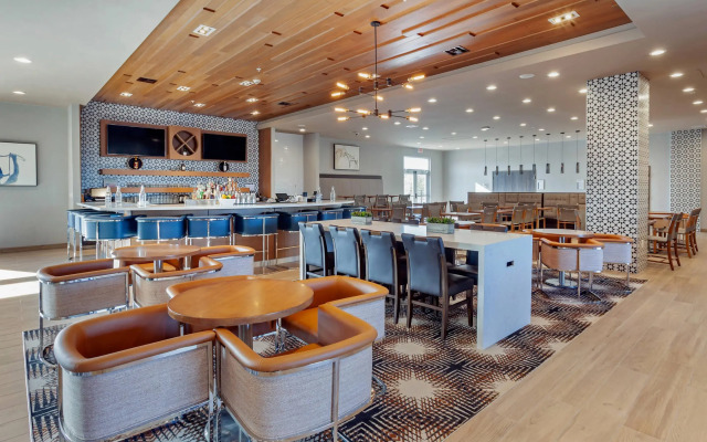 Cambria Hotel Richardson - Dallas