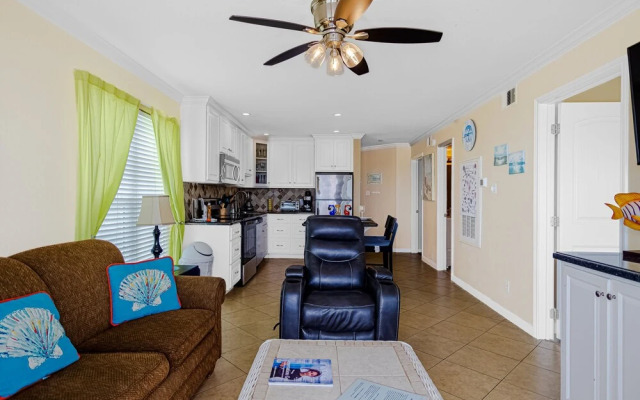 Seascape 1208 1 Bedroom Condo