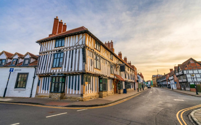 Crowne Plaza Stratford Upon Avon by IHG