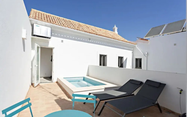 Amarela17 in Tavira With 4 Bedrooms and 4 Bathrooms