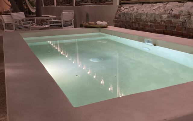 The Mantarraya Outpost Bed & Breakfast