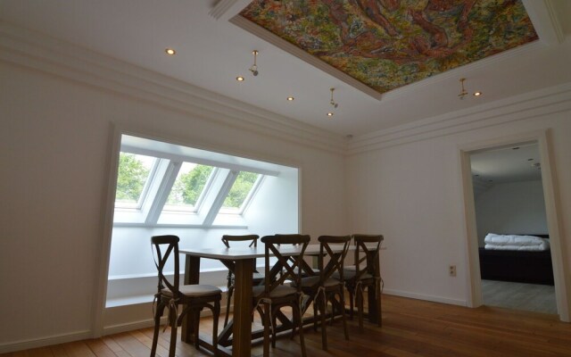 Luxurious Mansion in Brakel with Pond