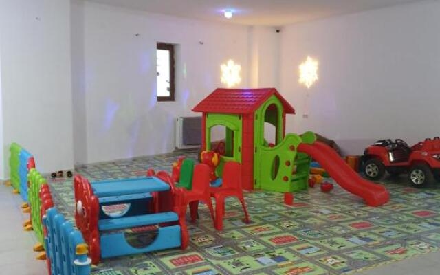 1Room Flat for rent in Bakuriani