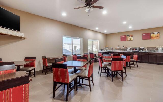 Comfort Suites Omaha East-Council Bluffs