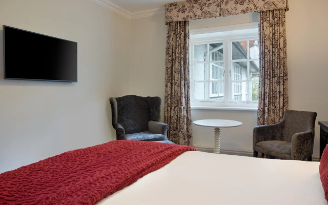 Sunday Box Hill Burford Bridge Hotel