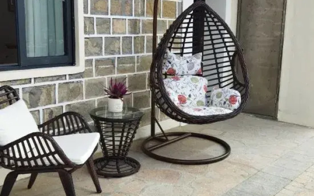 Lanchao Huajianshe Homestay (Zhuhai Guishan Island)