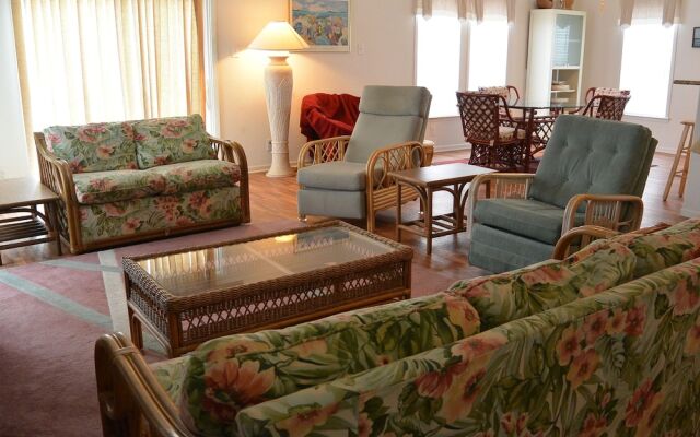 Camelot by RedAwning