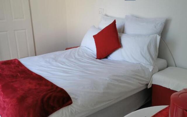 Lytton Cresent B&B