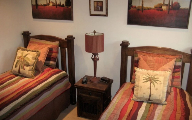 OC2226 Wesley Ave-2nd-Floor