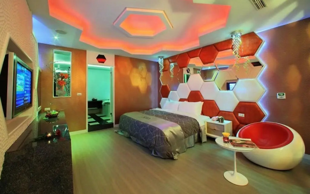 Roman Vacation Motel