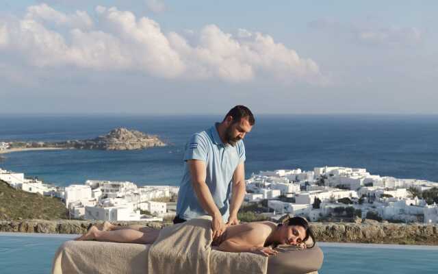Ezio Bo Luxury Living