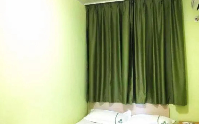 Shanghai Xinlv Hotel (Lingang Academy)