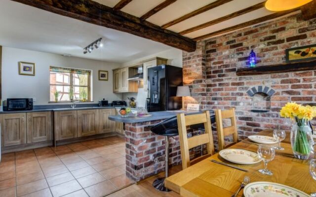 Holiday Home Bwthyn Dwy Afon