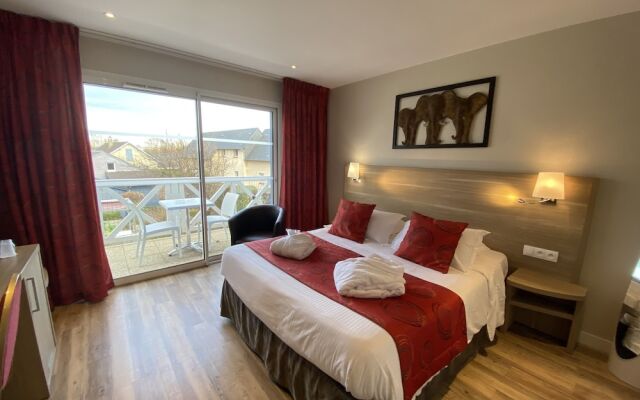 Contact Hôtel - Hôtel les Bleuets & SPA