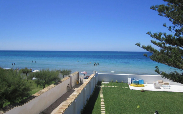 SUITEBEACH b&b and resort
