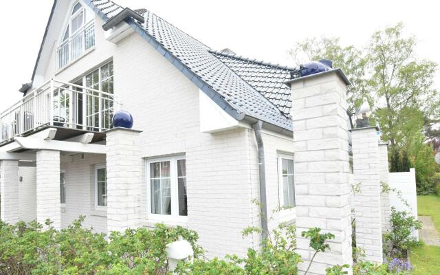 Villa in Zingst Near Baltic Sea Beach