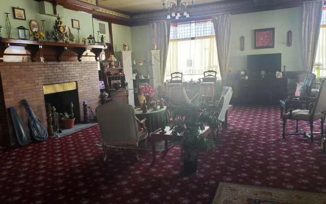 The Kewaunee Inn