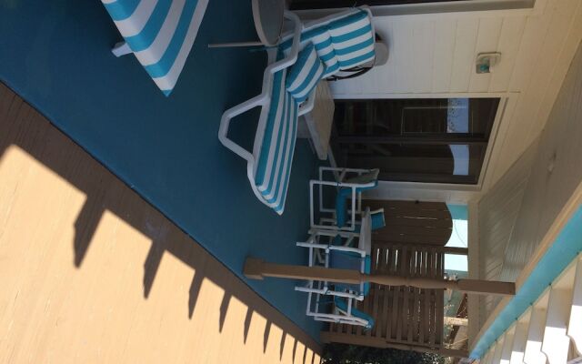 Luxury Suites on the Beach