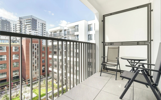 Elegant Apartment for 4 by Renters