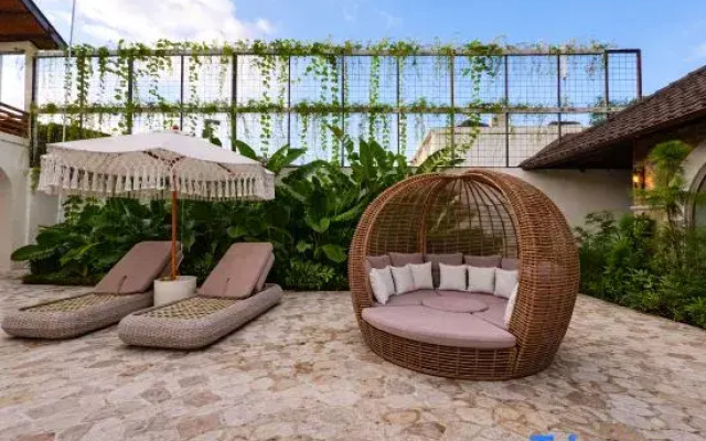 Maison Boheme Brand New Apartment & Villa With Pool