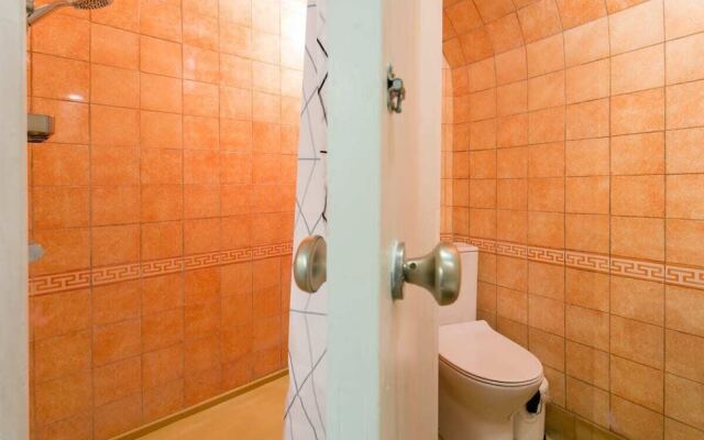 Original Photographers Studio Apartment in Alcântara
