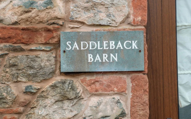 Saddleback Barn