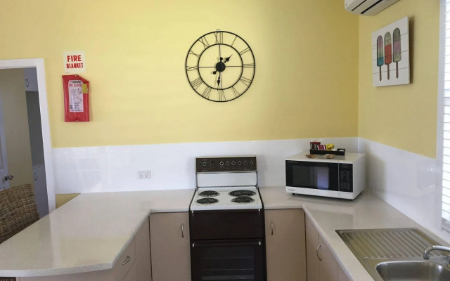 Forster Holiday Village