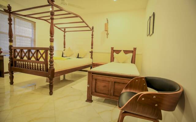 Grand Rockland Hotel