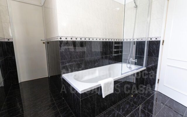 Moinho D Ouro Residence by Acasadascasas