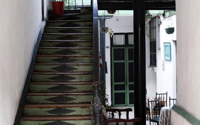Hostal Latina
