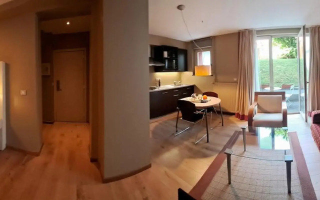 MAS Aparthotel EU