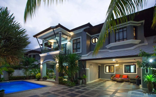 Baan Santhiya Villa 2