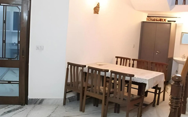 Shree Lakshmi Guest House
