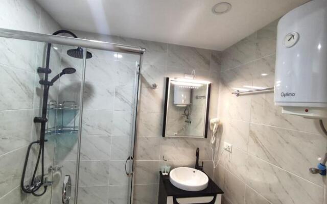 Leo Group Apartment 11-227A Sunrise Batumi