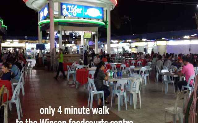 RedDoorz near Nagoya Citywalk Batam 2