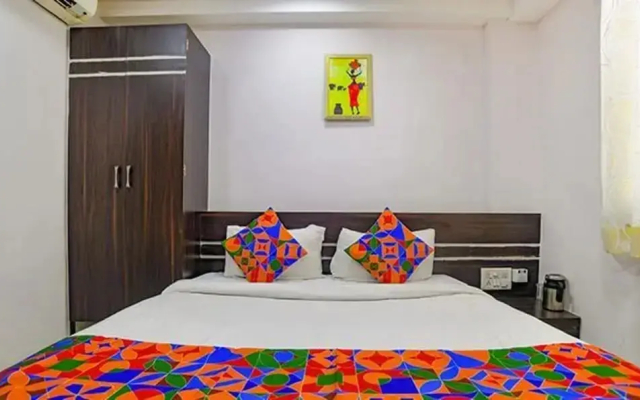 Fabhotel Grand Raj