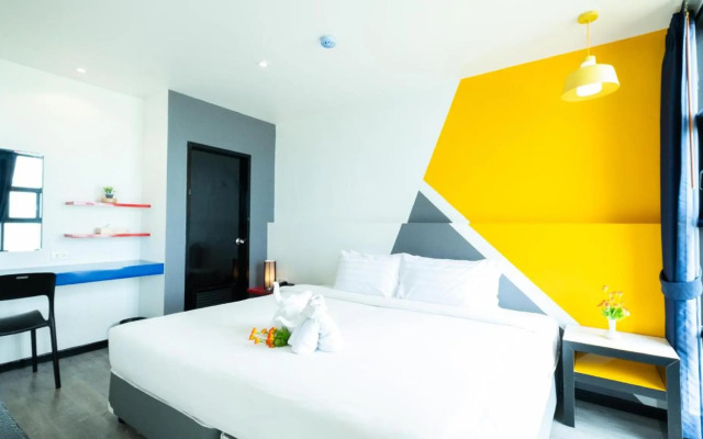 Play Phala Beach Rayong