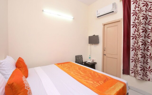 OYO 13007 Humble Residency