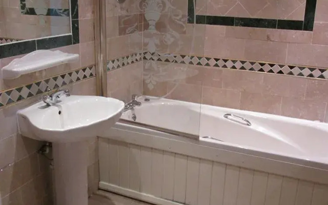 Brompton Hotel London