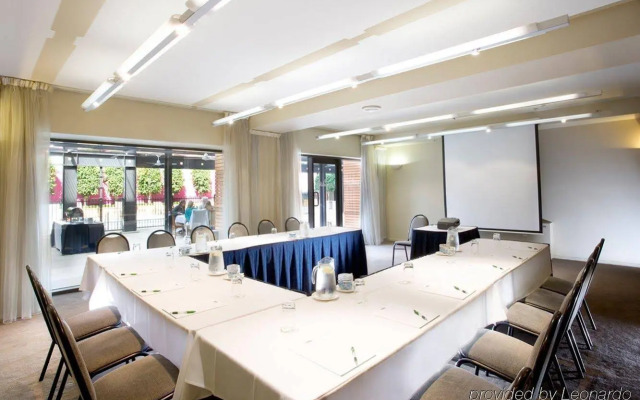 Hotel Indigo Melbourne on Flinders by IHG