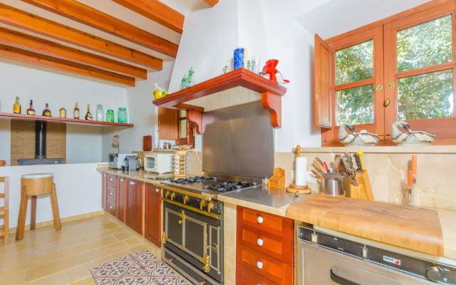 Ca Na Ramona With 4 Bedrooms and 5 Bathrooms