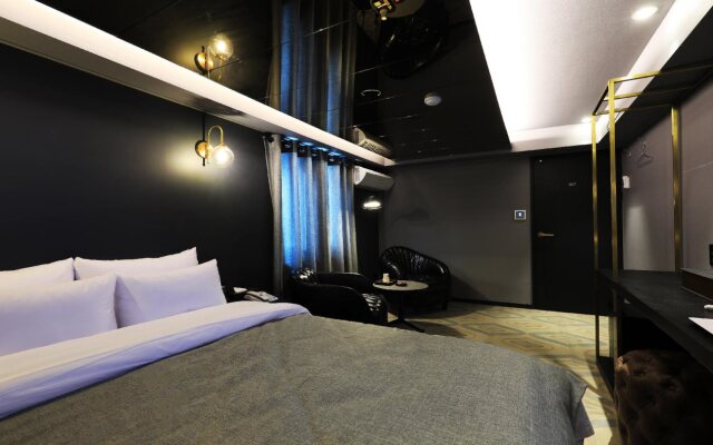 Rainbow Hotel Youngsan