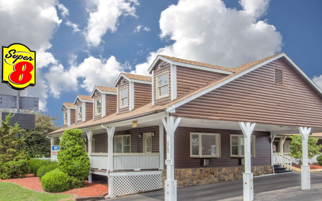 Super 8 by Wyndham Christiansburg