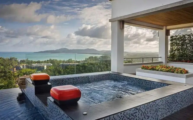 Seaview Villa In Hilltop Estate - VYS1
