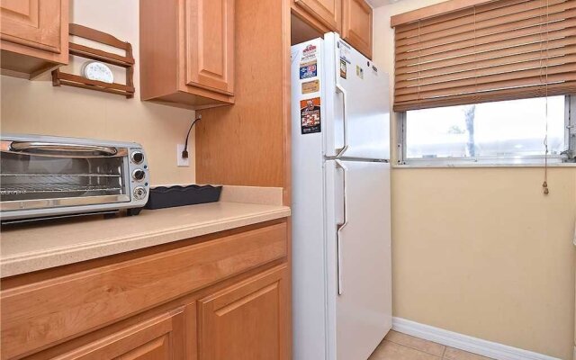 Jamaica Royale 101 - Two Bedroom Condo