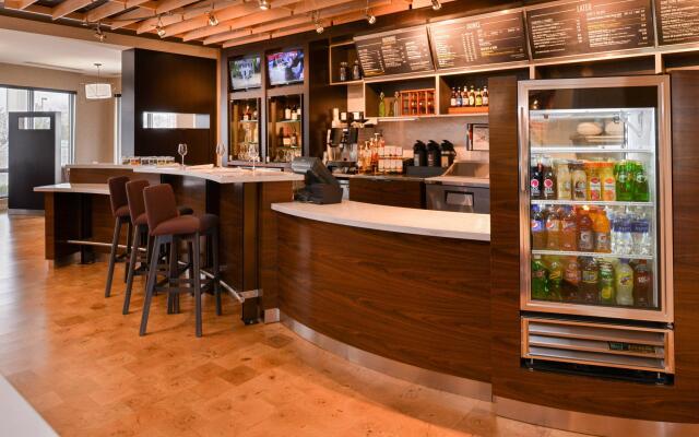 Courtyard by Marriott Toledo North
